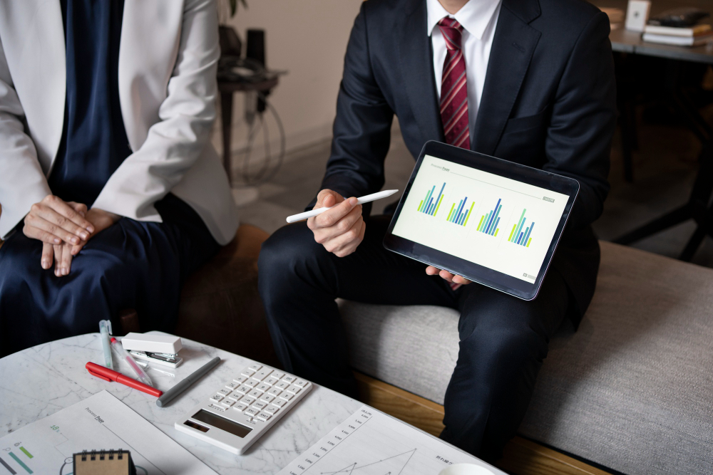 Legal Threats Don’t Stop Growth of Textbook Pricing Application